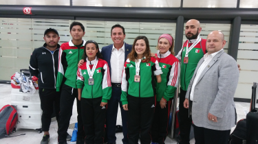 La selección nacional regresó después de hacer historia en el Mundial